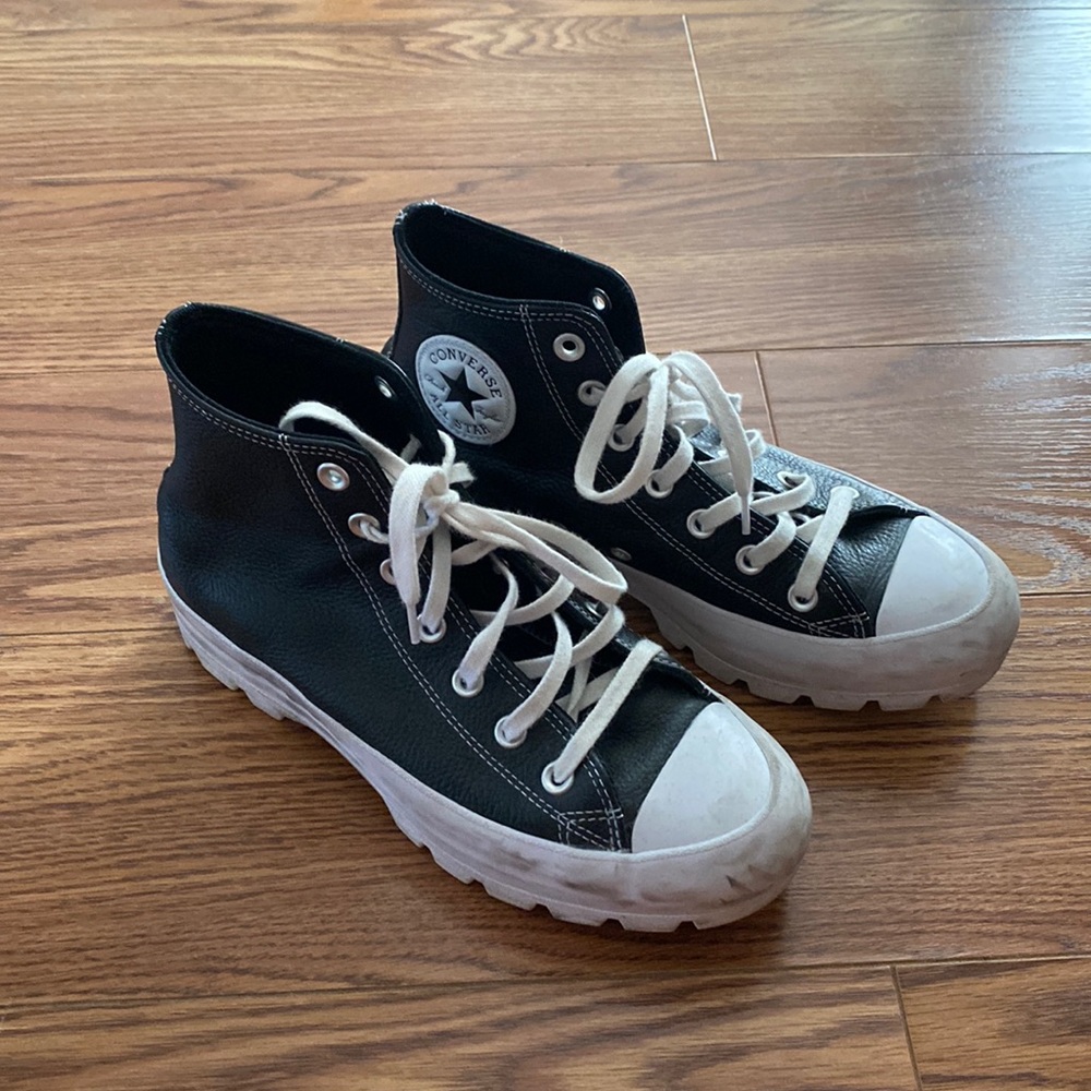 platform black and white converse!